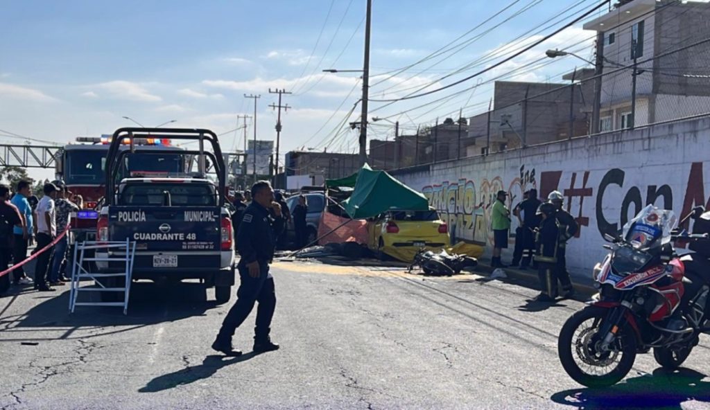 Motociclista embestido durante el choque en Ecatepec se encuentra grave
