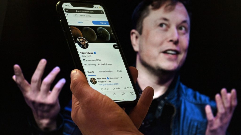 Musk lanza encuesta sobre 'Amnistía' a cuentas suspendidas en Twitter