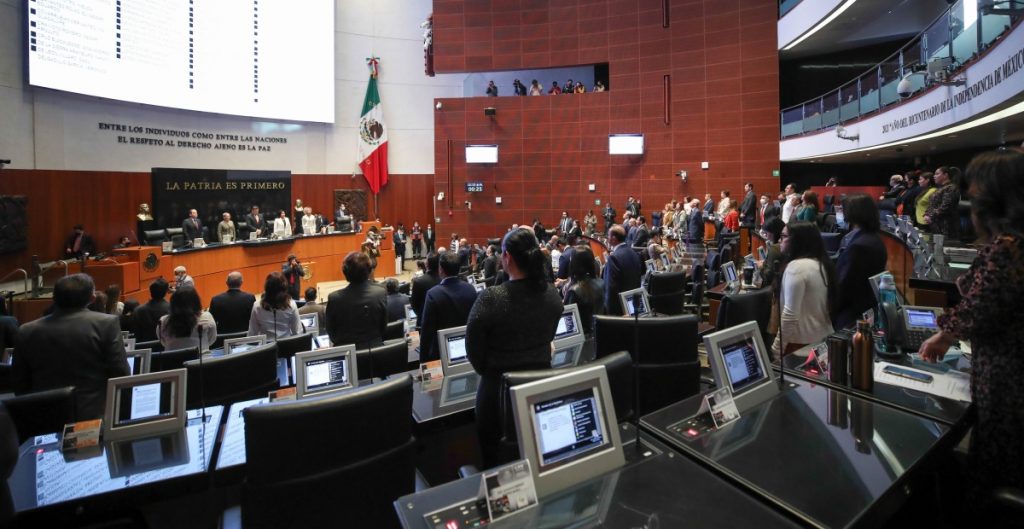 Pleno del Senado aprueba más vacaciones para los trabajadores
