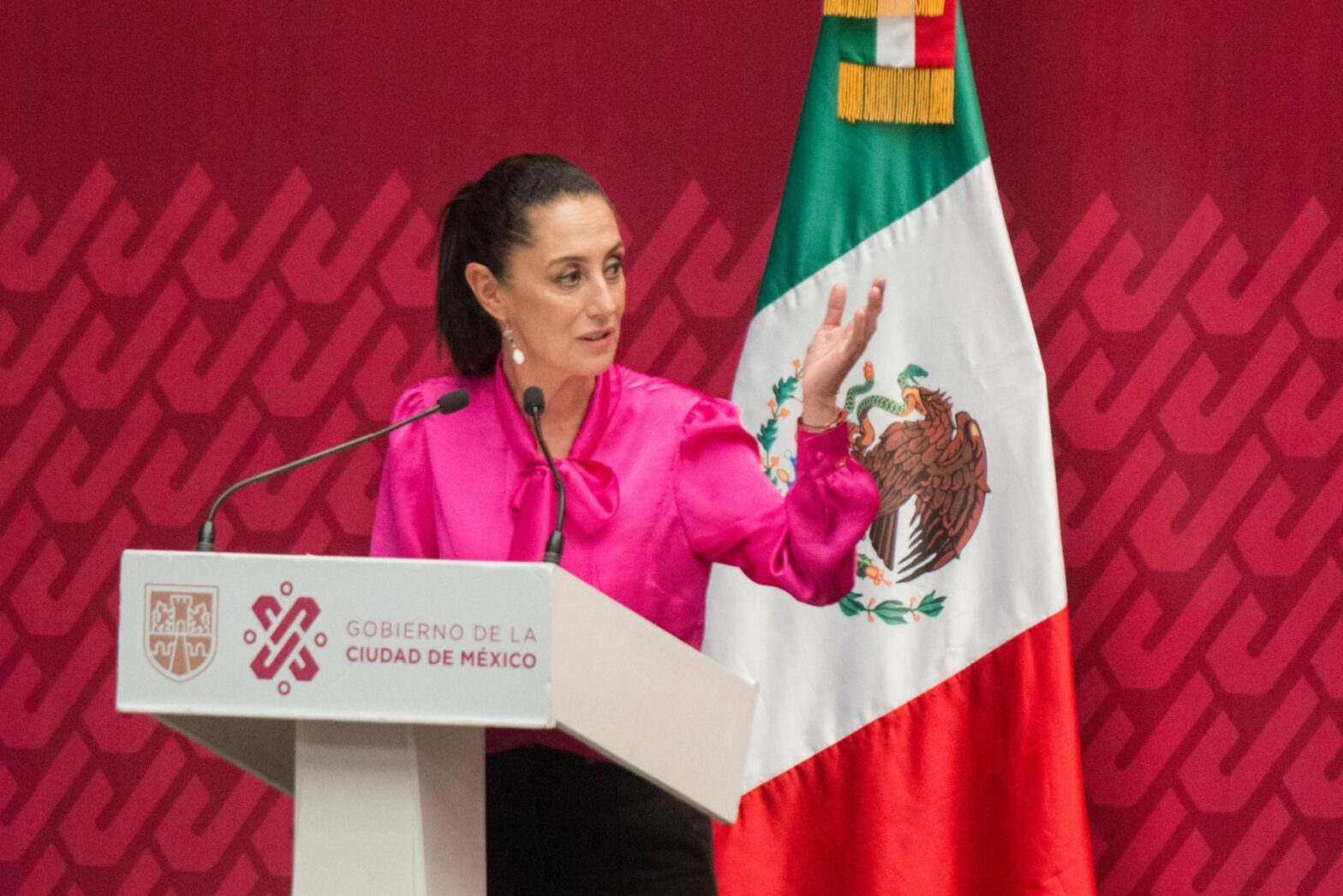 Reforma electoral busca fortalecer democracia, dice Sheinbaum