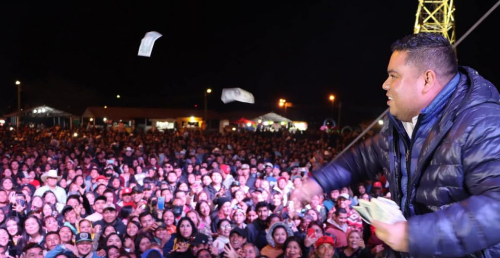 Alcalde morenista en Coahuila organiza festival de tres días por su cumpleaños #VIDEO