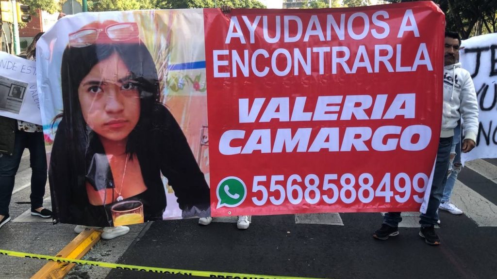 Familiares cierran Insurgentes por la desaparición de la menor Valeria Camargo en Álvaro Obregón