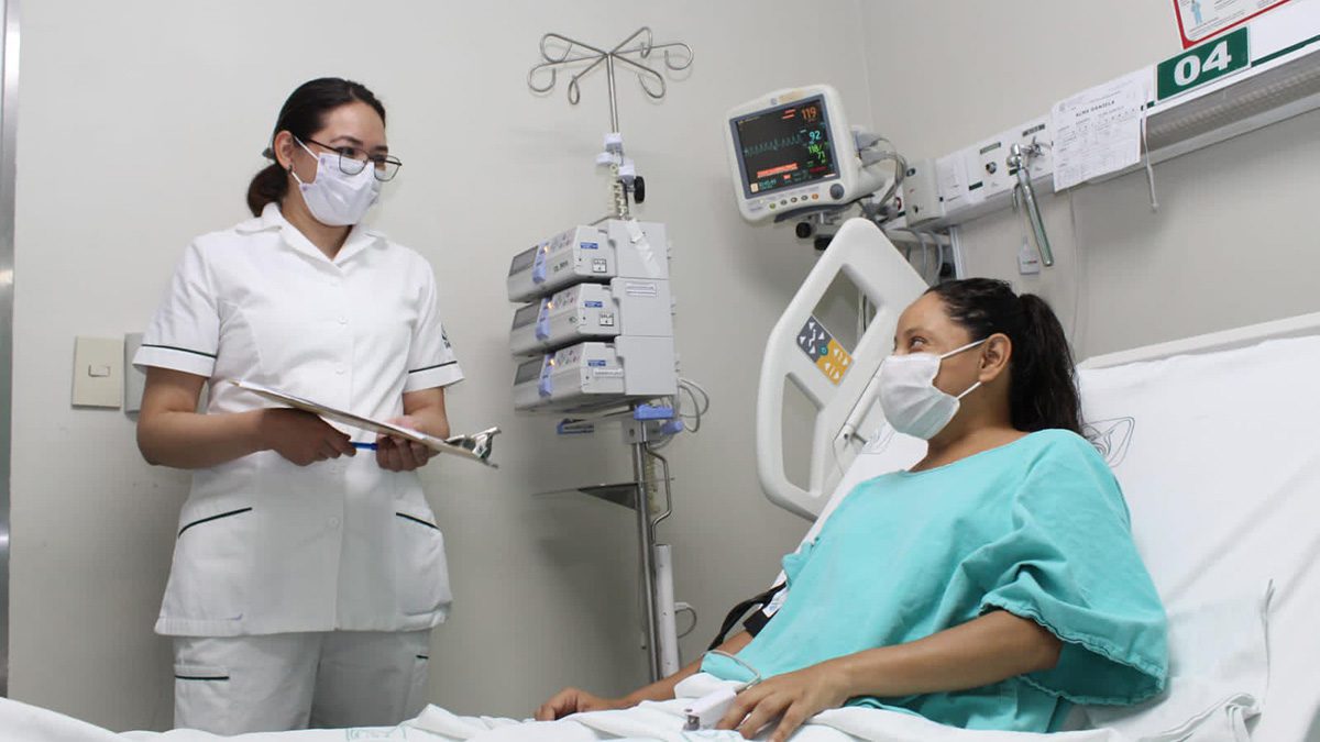 Por ley, trabajadores del IMSS e ISSSTE deberán tratar bien a los pacientes