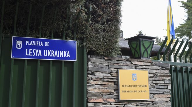 Interceptan sobres con ojos de animales en embajada de Ucrania en España y en consulados