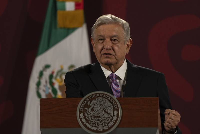AMLO celebra aprobación de Plan B de reforma electoral