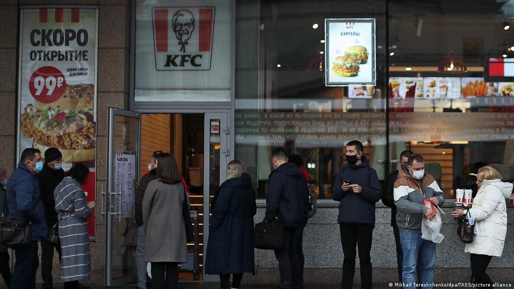 KFC se va de Rusia luego de que AmRest vendiera red de restaurantes