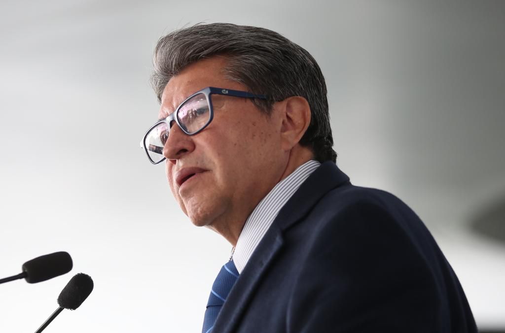 Monreal asegura que “plan B” de reforma electoral no pasará en 'fast track' en el Senado