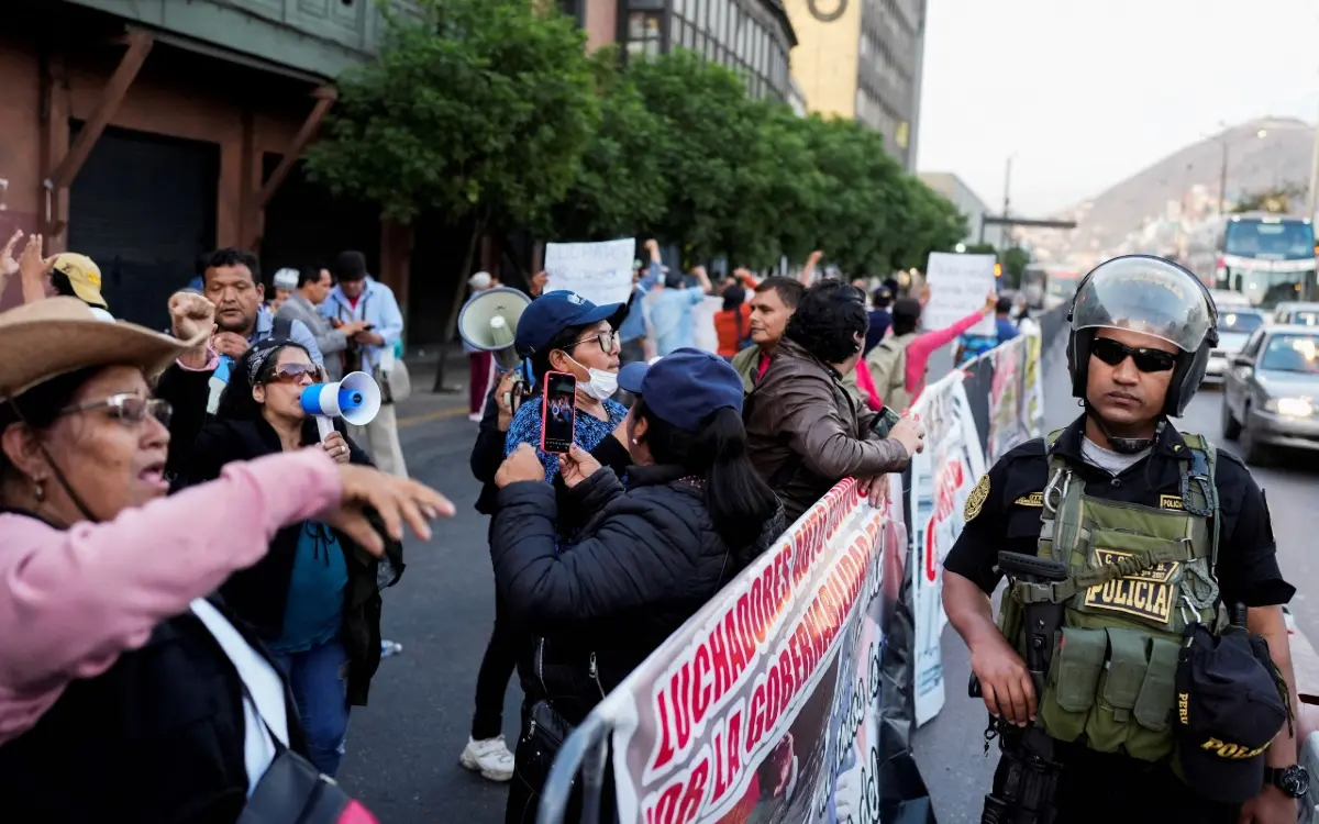 Detienen al presidente de Perú, Pedro Castillo, tras ser destituido
