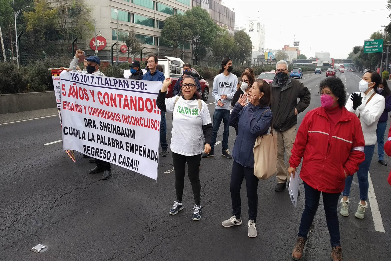 Damnificados del 19S en CDMX bloquean Calzada de Tlalpan