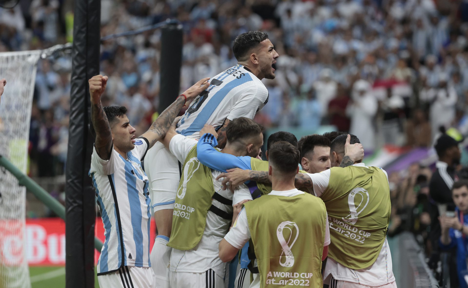 https://www.pacozea.com/argentina-va-a-la-semifinal-del-mundial-tras-vencer-a-paises-bajos-en-penales/