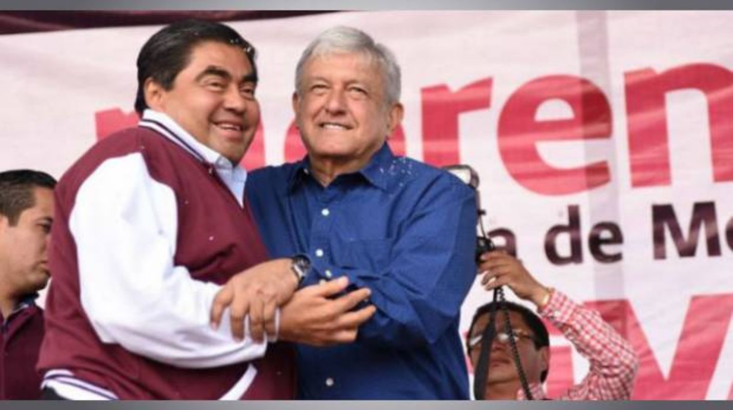 AMLO lamenta muerte de Miguel Barbosa y confirma asistencia a homenaje en Puebla