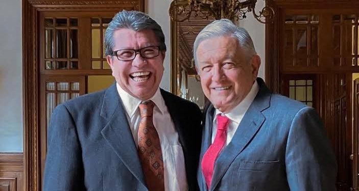 Monreal reconoce "respeto" y "tolerancia" tras reaccionar a voto contra 'Plan B'