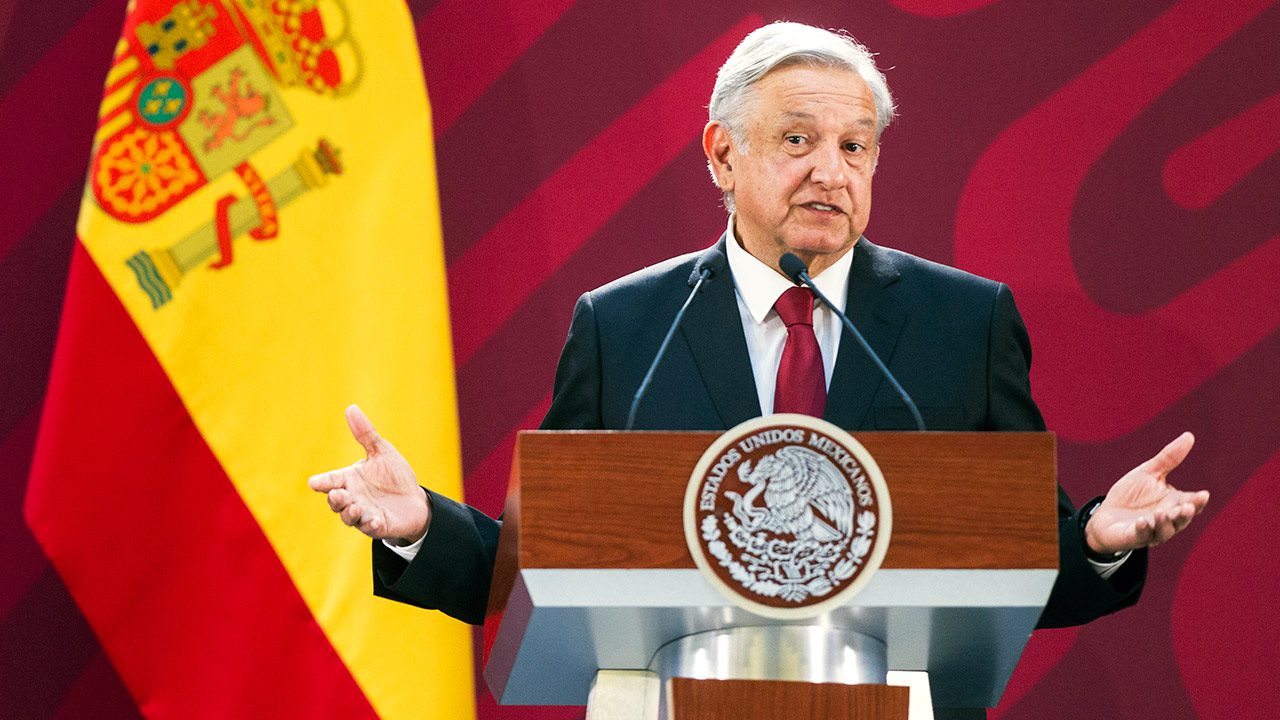 "No hay una actitud de respeto": AMLO afirma que sigue la pausa con España