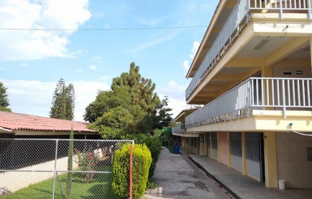 Menor de edad acude armado a posada en secundaria en Jalisco