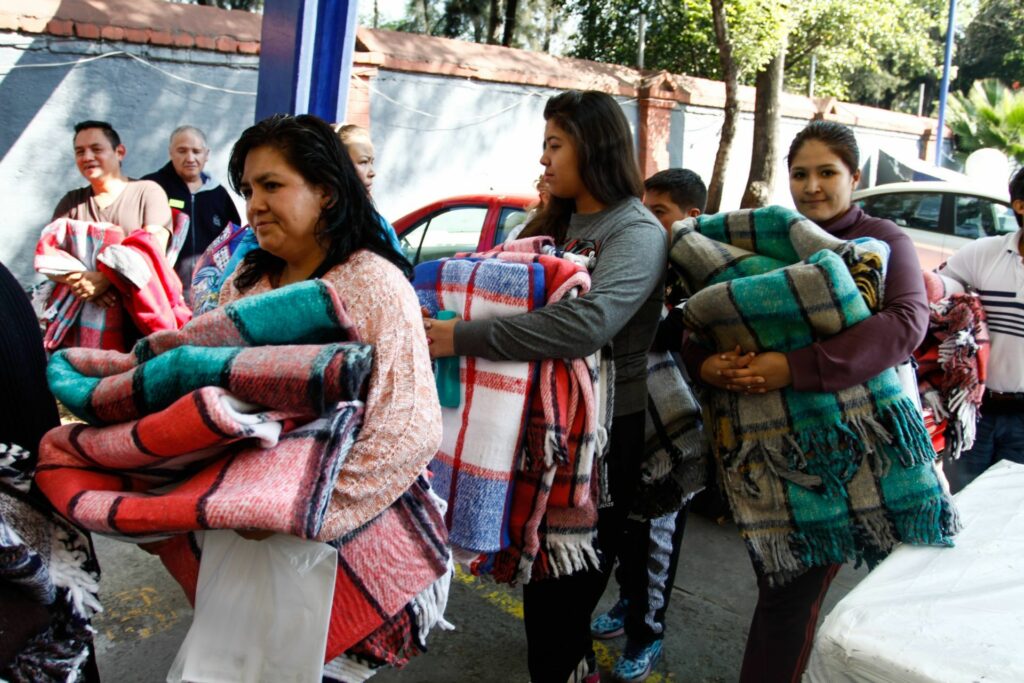 Protección Civil capitalina informó que de las 04:00 a las 07:00 horas de mañana habrá una temperatura de entre cuatro y seis grados