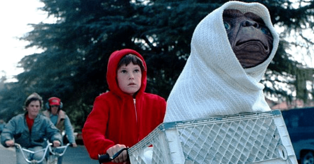 Subastan el muñeco original de 'E.T. el extraterrestre' por 2.6 millones de dólares