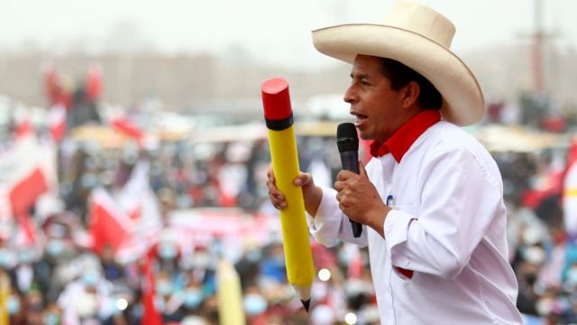 Abogados de Pedro Castillo dejan la defensa del expresidente peruano