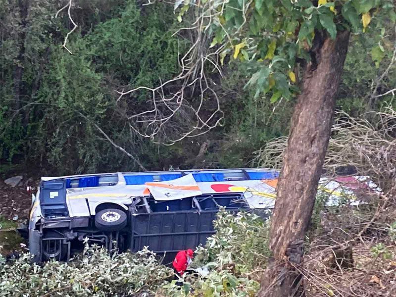 Al menos 17 heridos y un muerto tras accidente vial en la México-Puebla