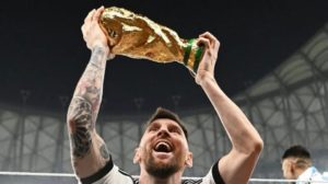 Messi rompe un récord mundial más, con publicación en Instagram con Copa del Mundo
