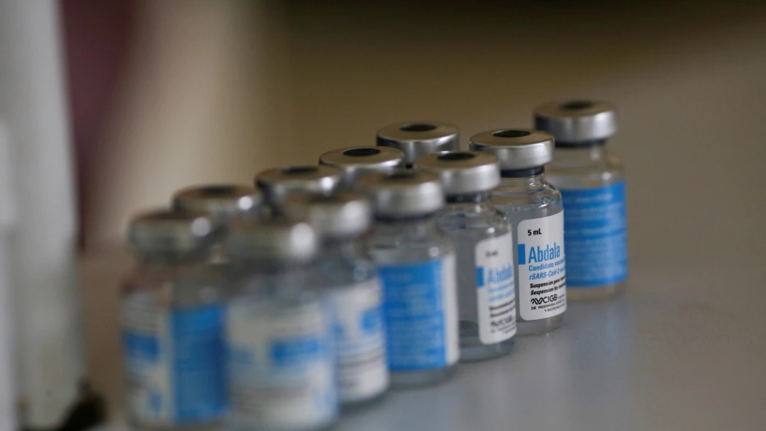 Comienza la aplicación de la vacuna Abdala contra Covid-19 en CDMX: sedes y requisitos