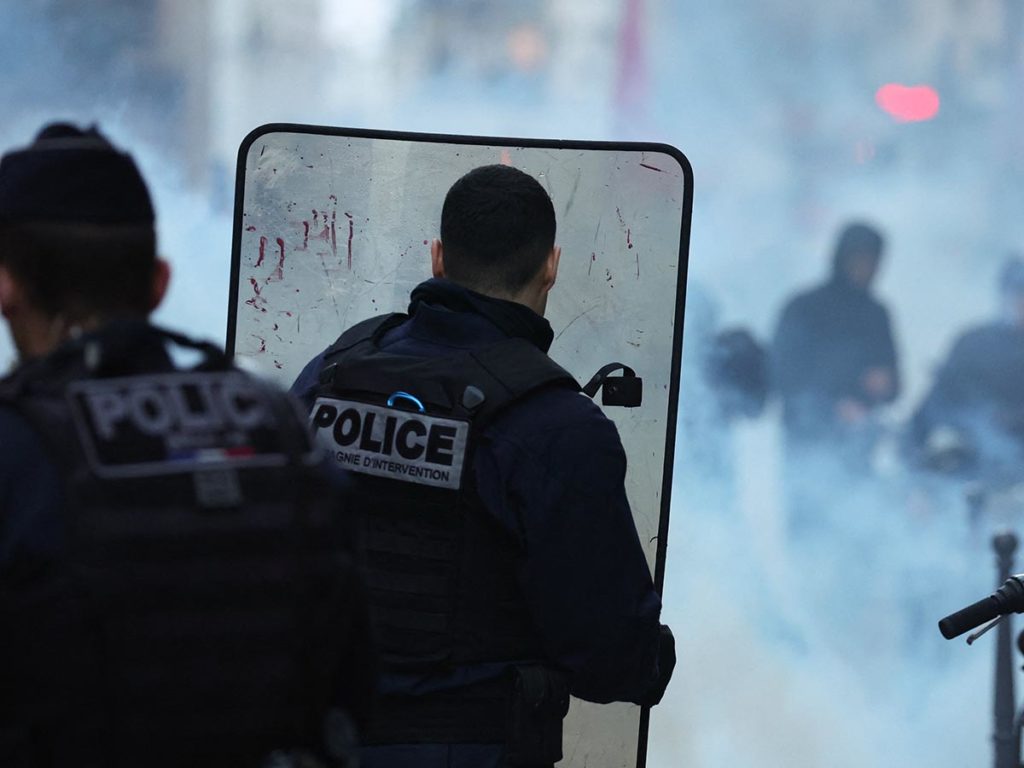 Se registran enfrentamientos en París tras tiroteo que dejó tres personas muertas