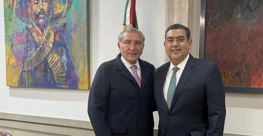 Adán Augusto, titular de la Segob, se reúne con gobernador sustituto de Puebla