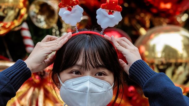 Japón pedirá pruebas Covid-19 a turistas de China tras repunte de contagios