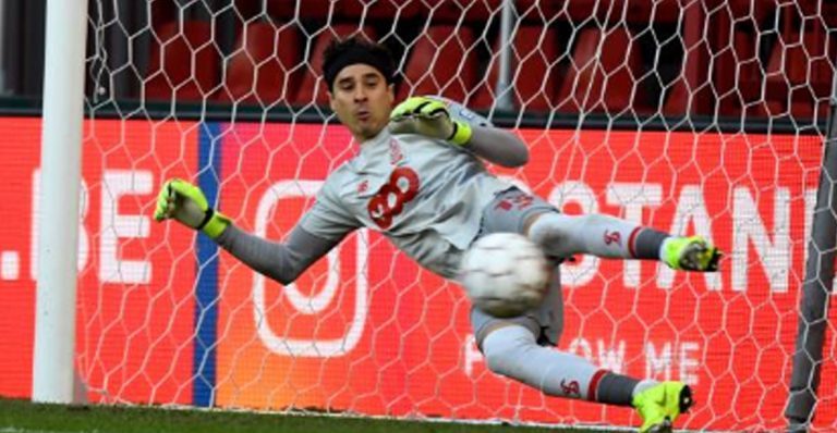 Memo Ochoa insiste en que quiere participar en el próximo Mundial