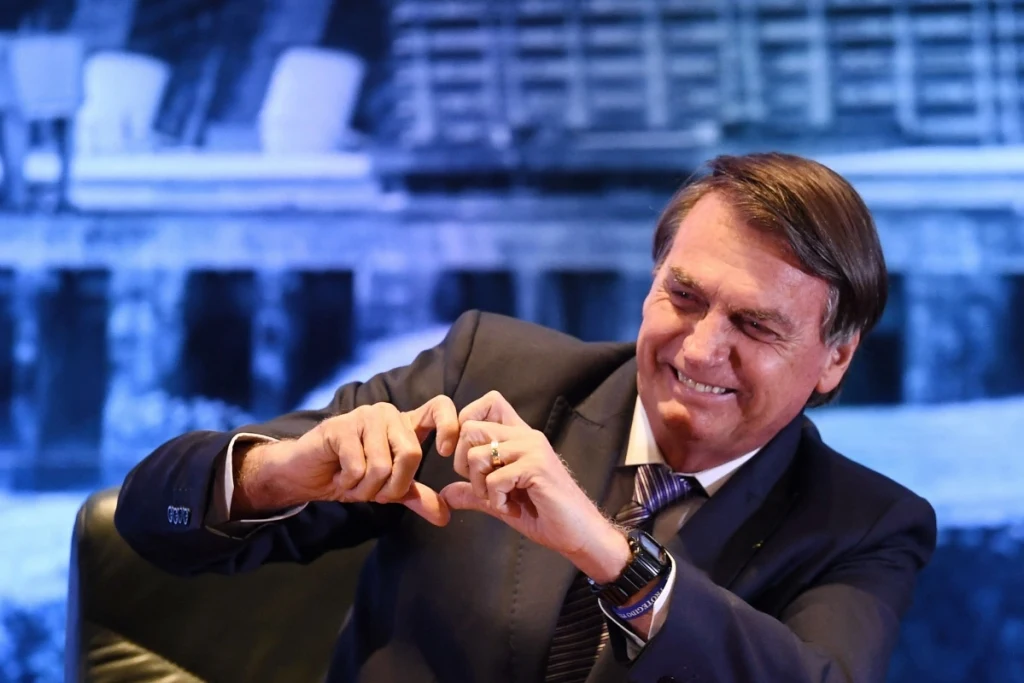 Bolsonaro abandona Brasil a dos días de la investidura de Lula da Silva