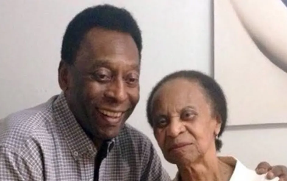 La madre de Pelé, de 100 años, aún no se entera del fallecimiento del astro brasileño