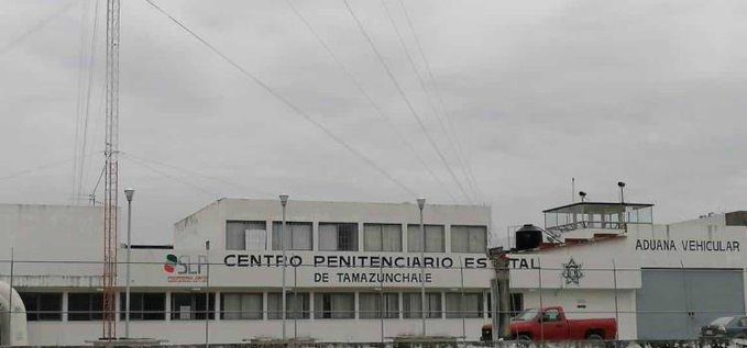 Asesinan a dos ex reos liberados afuera del penal de Tamazunchale, SLP