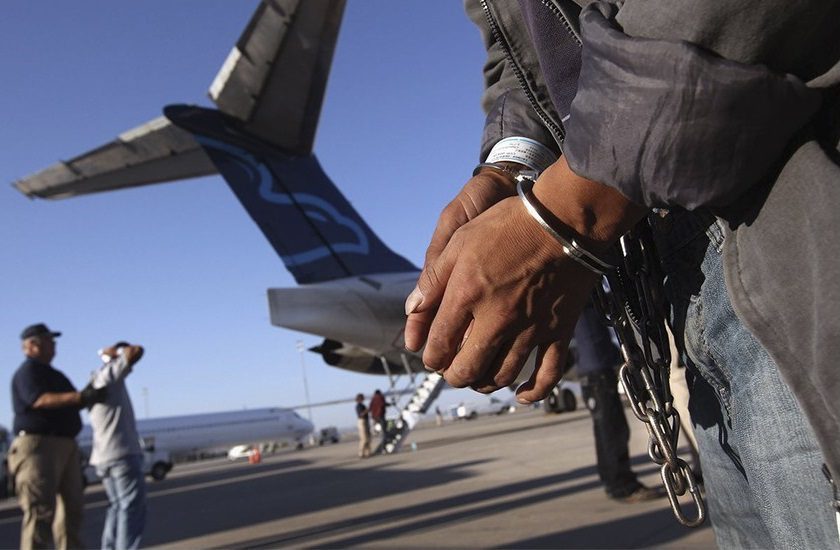 EU entrega en extradición a la FGR a dos presuntos homicidas