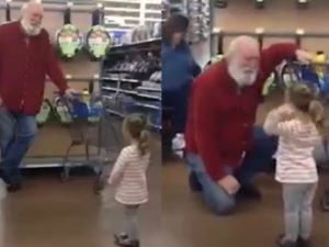 Niña confunde a un abuelito con Santa Claus y se hace viral #VIDEO