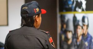 Entre policías y víctima persiguieron a asaltante en la Benito Juárez