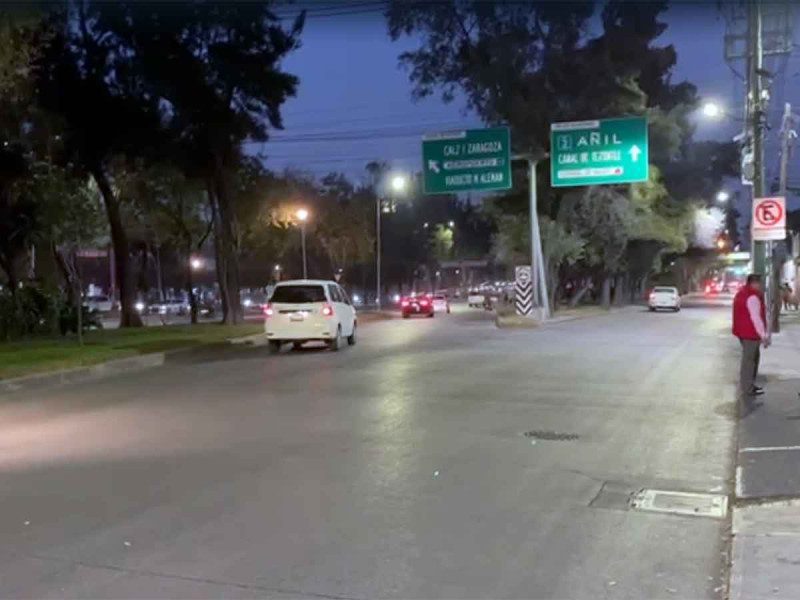 Reabren circulación en Río Churubusco tras bloqueo frente a la Prepa 2 de la UNAM