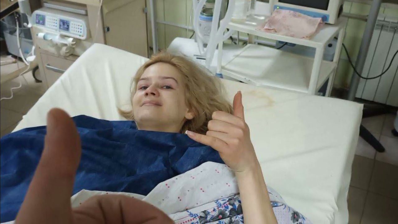 Periodista rusa recibe disparo en la pierna mientras cubría conflicto en Ucrania #VIDEO