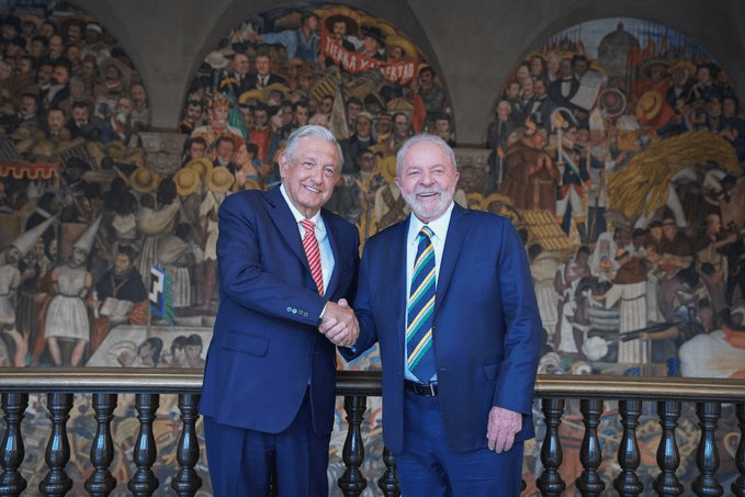 AMLO celebra toma de posesion de Lula y anuncia que pronto visitará México