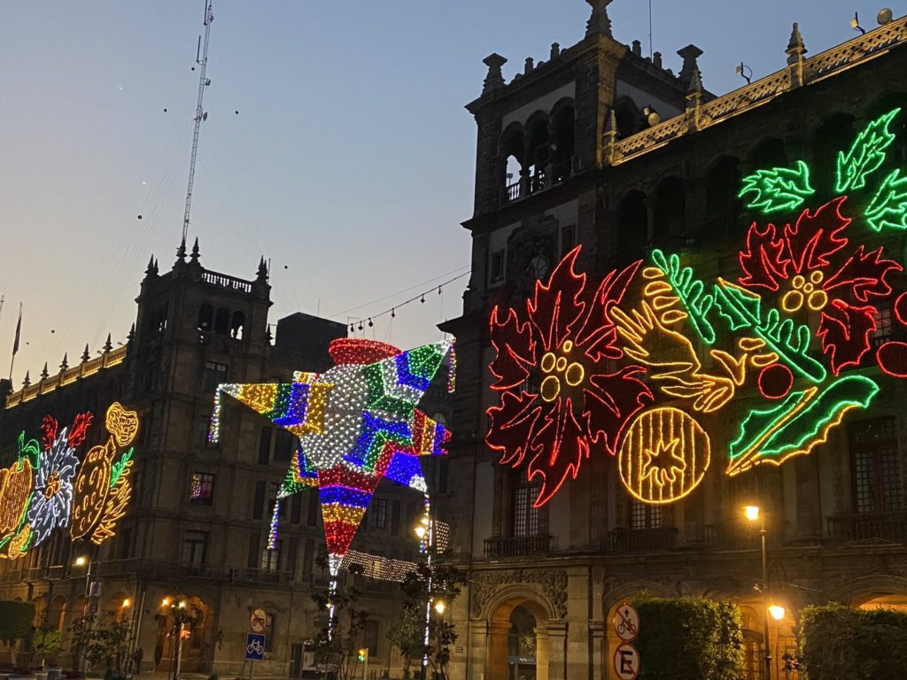 Rosca de reyes, regalos sorpresa y más en el Zócalo CDMX este Día de Reyes