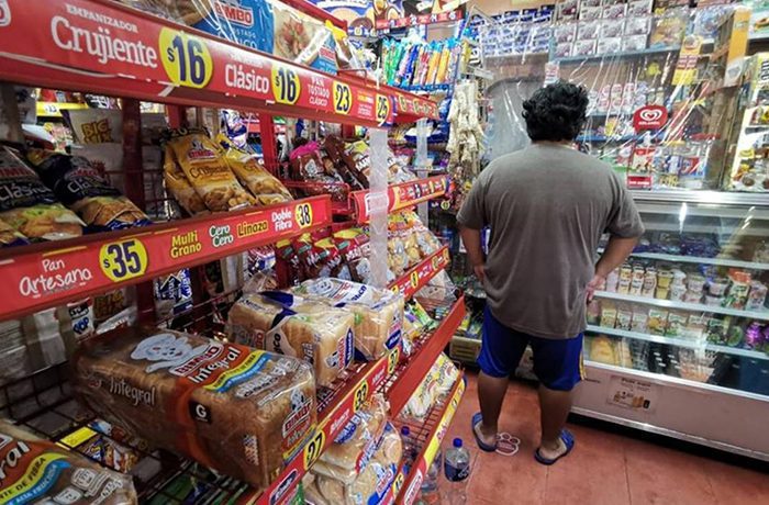 Aumentará el precio de botanas, agua embotellada y galletas: Anpec