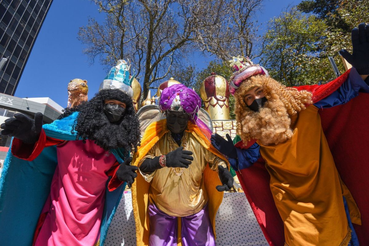 Injuve invita a partir la rosca de Reyes este viernes en el Zócalo capitalino