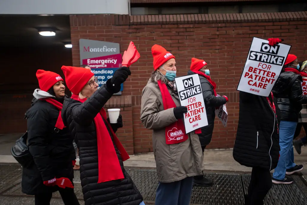 Más de 7 mil enfermeras de NY se van a huelga para exigir mejores condiciones laborales