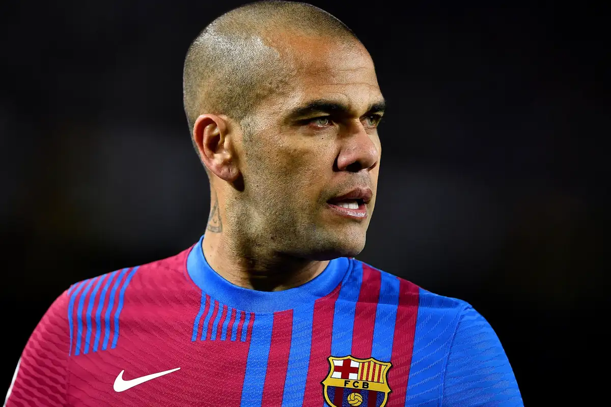 "No sé quién es esa señorita": Dani Alves desmiente acusaciones de agresión sexual