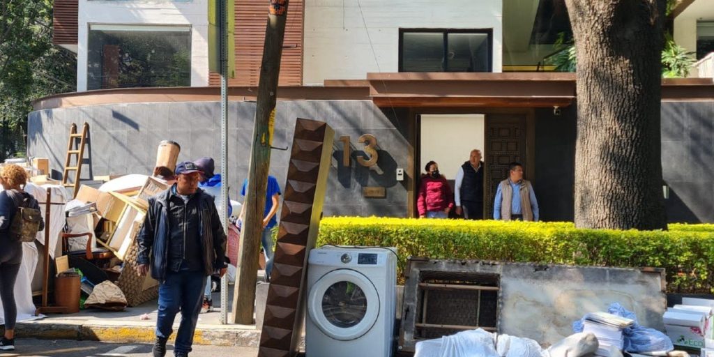 Desalojan un edificio en Polanco vinculado a Simón Levy