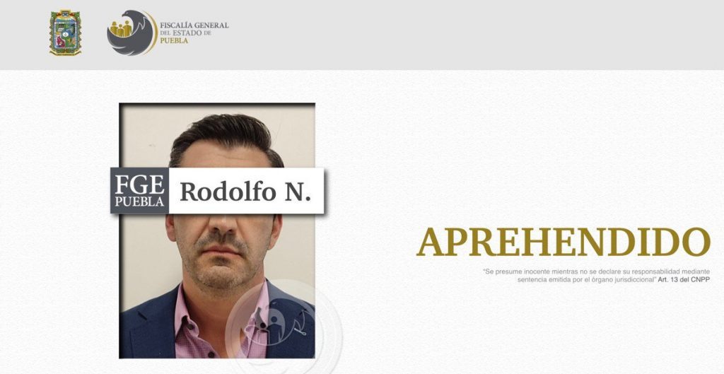 Detienen en el AICM a exdirector de Carreteras de Puebla, por uso ilícito de atribuciones