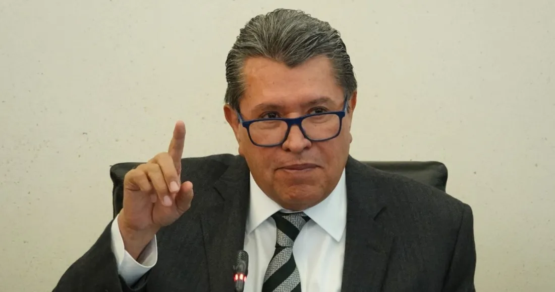 Monreal se queda en Morena y buscará ganar candidatura presidencial