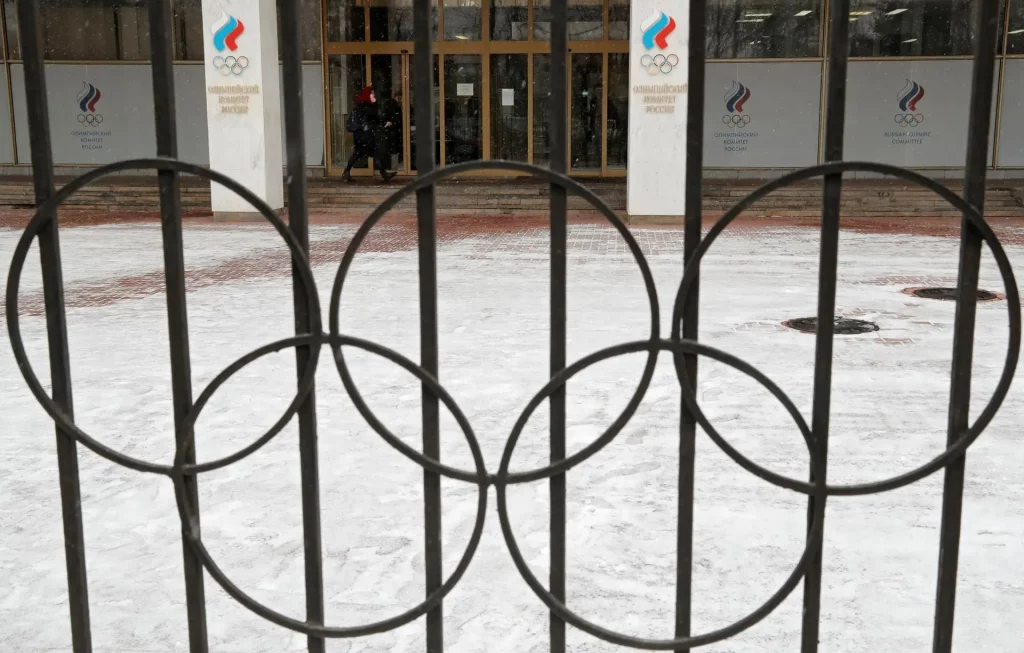 Juegos Olímpicos dan la bienvenida a atletas neutrales de Rusia y Bielorrusia