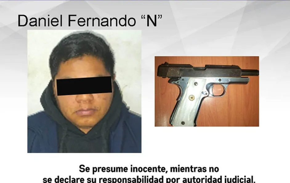 Detienen al alcalde de Zacualpan tras amedrentar con arma de fuego a pobladores #VIDEO