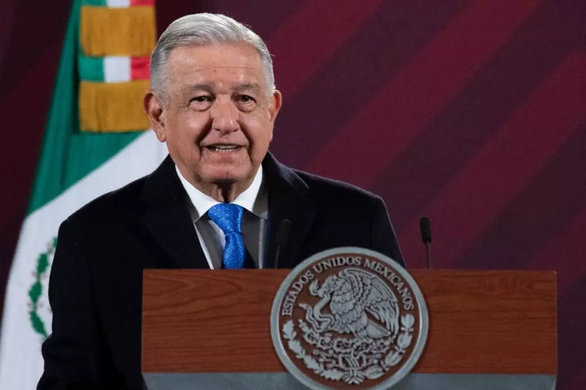 AMLO acusa a medios de comunicación de "golpes de Estado técnicos"