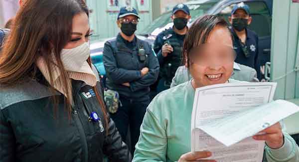 Tras 18 años en la cárcel, liberan en Neza a mujer acusada por aborto involuntario