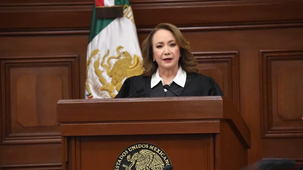 La UNAM despide a la asesora de tesis de la ministra Yasmín Esquivel